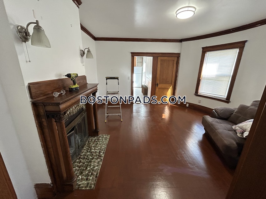 MALDEN - 2 Beds, 1 Bath - Image 6