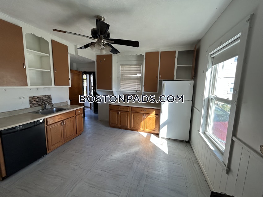 MALDEN - 2 Beds, 1 Bath - Image 1