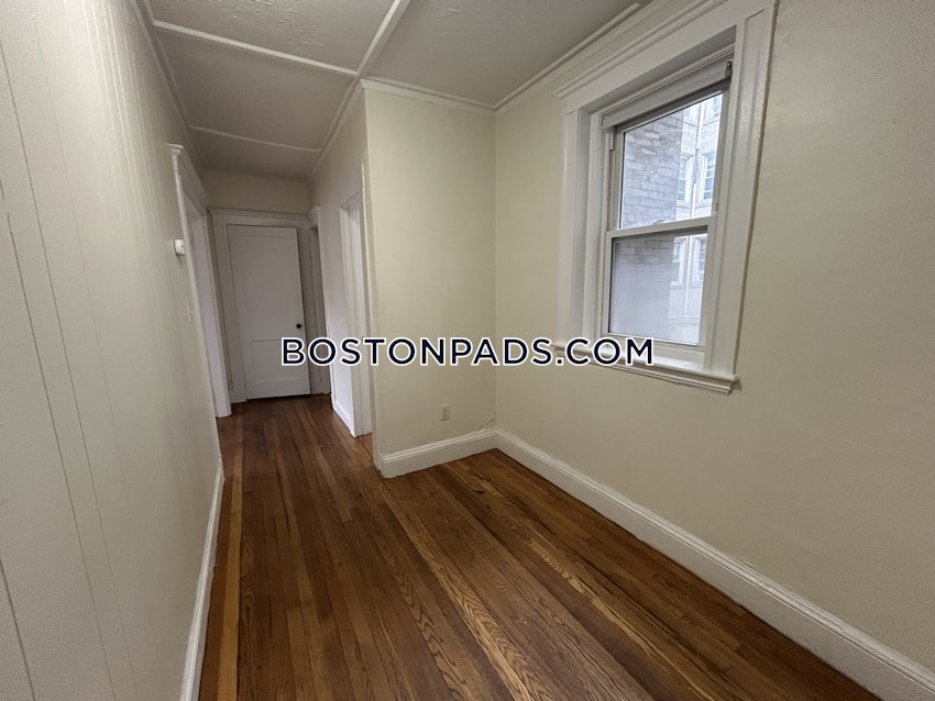 BOSTON - FENWAY/KENMORE - 1 Bed, 1 Bath - Image 7