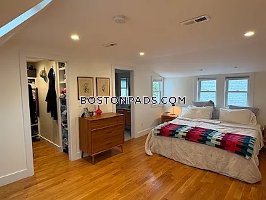 SOMERVILLE - PORTER SQUARE - 3 Beds, 1 Bath - Image 9