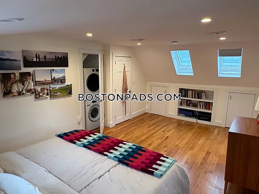 SOMERVILLE - PORTER SQUARE - 3 Beds, 1 Bath - Image 7