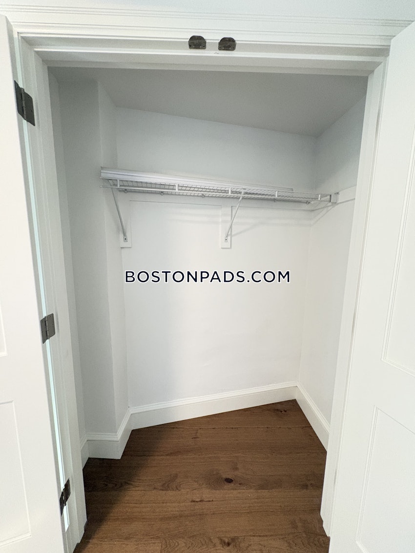 CAMBRIDGE - HARVARD SQUARE - 1 Bed, 1 Bath - Image 5