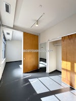 East Berkeley St., Boston