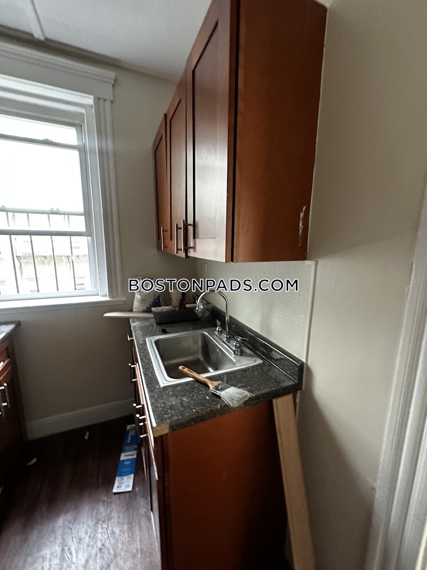 BOSTON - FENWAY/KENMORE - 1 Bed, 1 Bath - Image 1