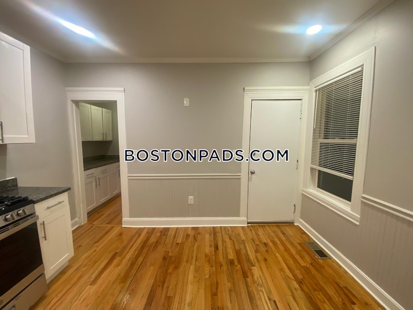 BOSTON - DORCHESTER - UPHAMS CORNER - 4 Beds, 1 Bath - Image 10