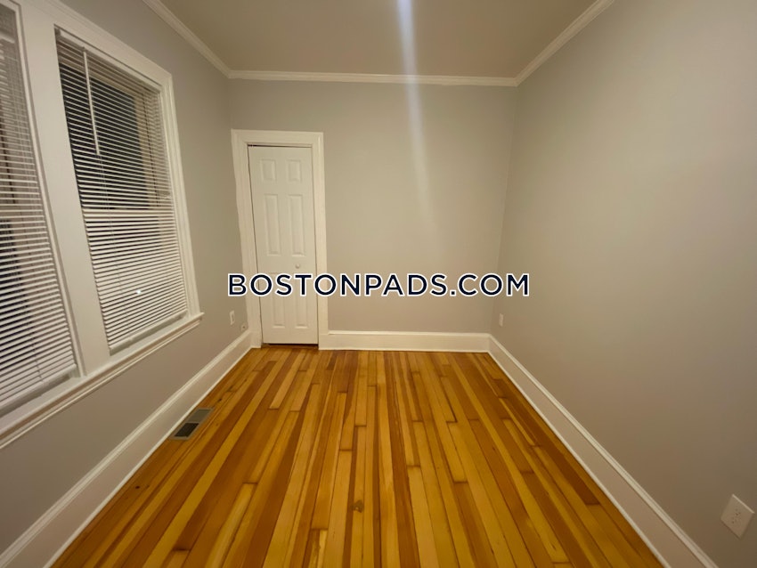 BOSTON - DORCHESTER - UPHAMS CORNER - 4 Beds, 1 Bath - Image 31