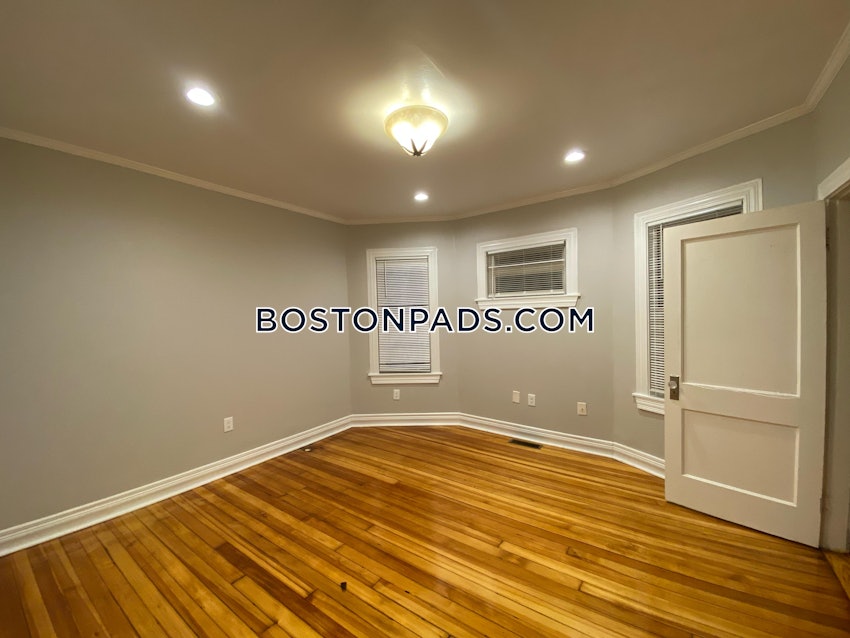 BOSTON - DORCHESTER - UPHAMS CORNER - 4 Beds, 1 Bath - Image 39