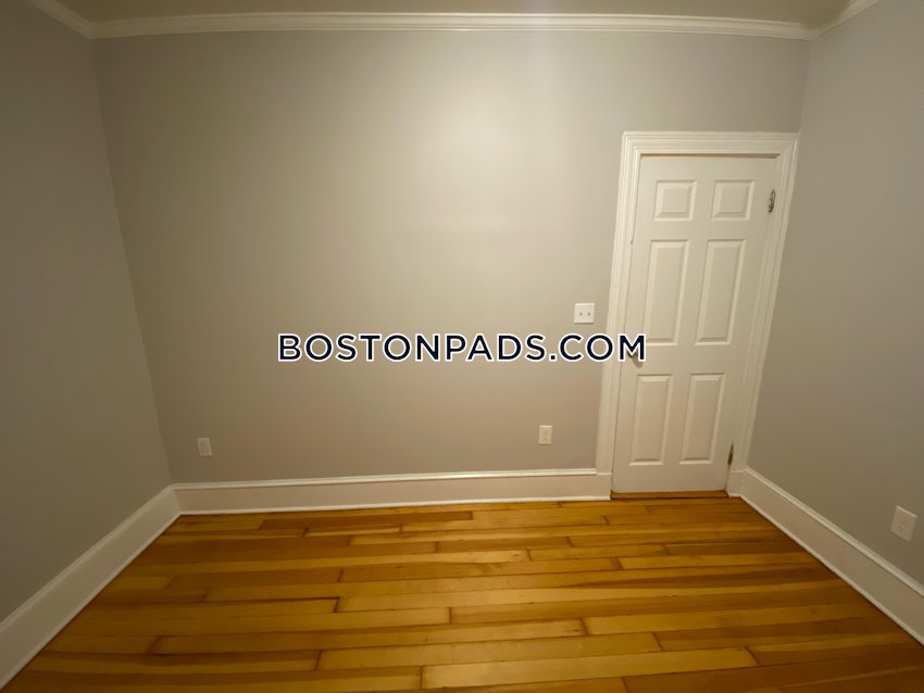 BOSTON - DORCHESTER - UPHAMS CORNER - 4 Beds, 1 Bath - Image 14