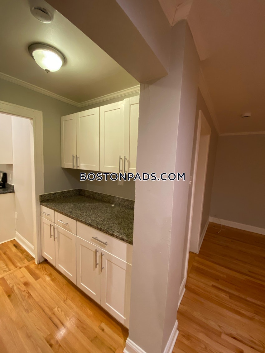 BOSTON - DORCHESTER - UPHAMS CORNER - 4 Beds, 1 Bath - Image 28