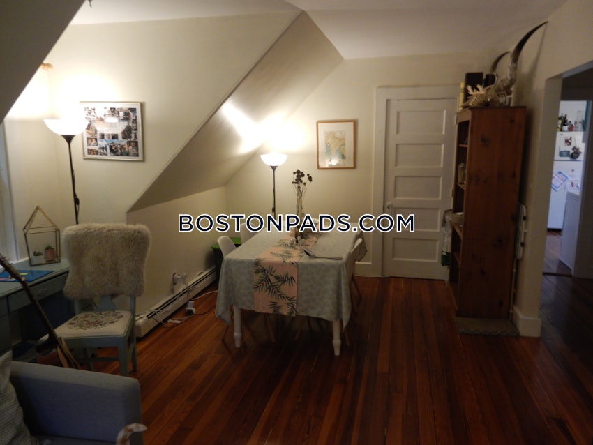 BOSTON - JAMAICA PLAIN - FOREST HILLS - 2 Beds, 1 Bath - Image 10