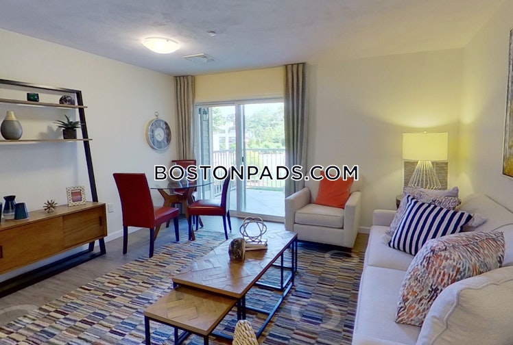 Evergreen Dr., Middleborough