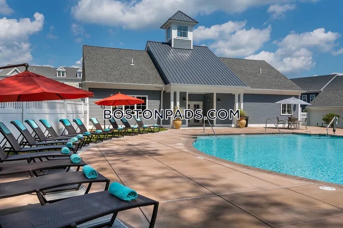 East Main St. Norton