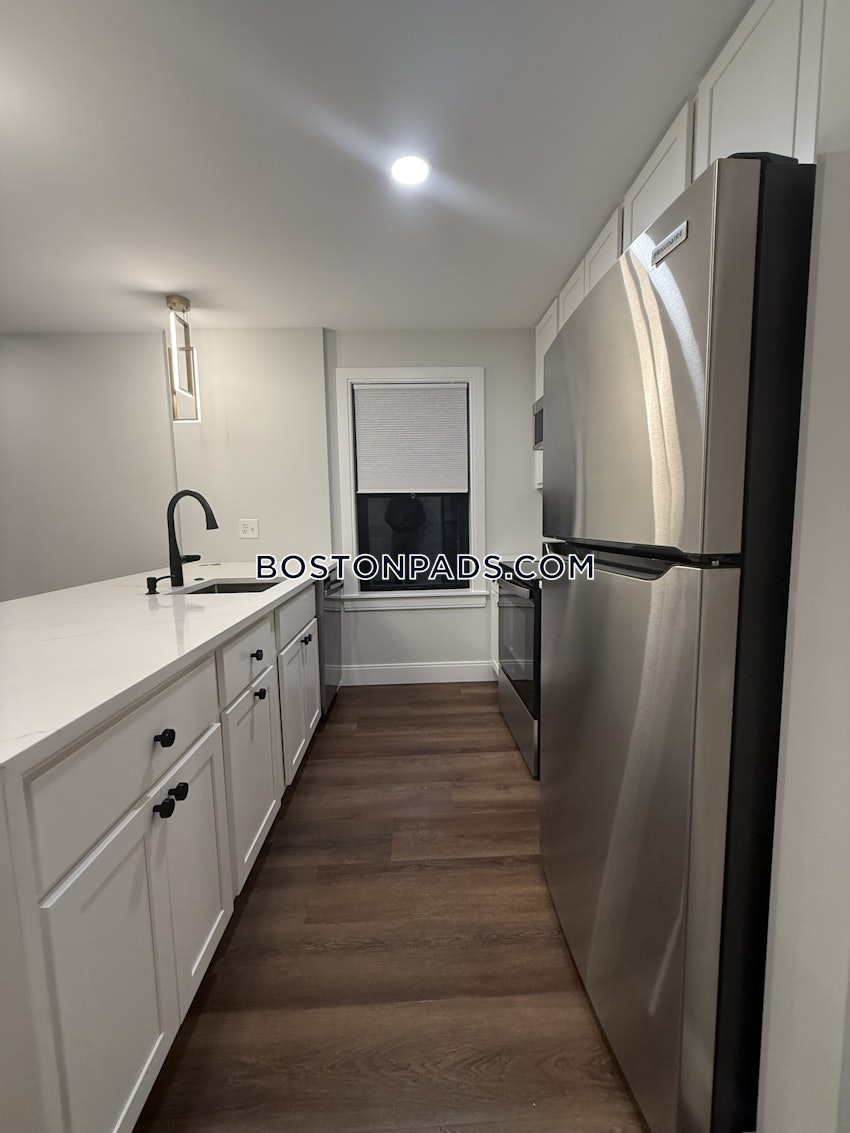 BOSTON - BRIGHTON - OAK SQUARE - 3 Beds, 3 Baths - Image 6