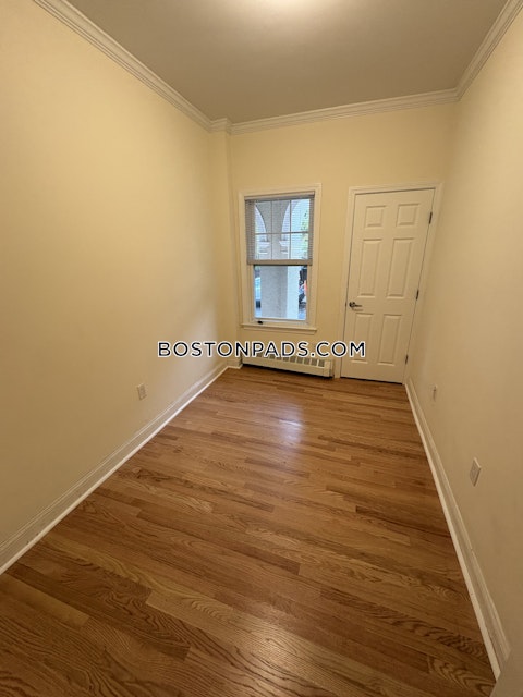 langdon St. Cambridge photo 48