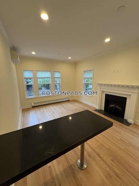 langdon St. Cambridge photo 46