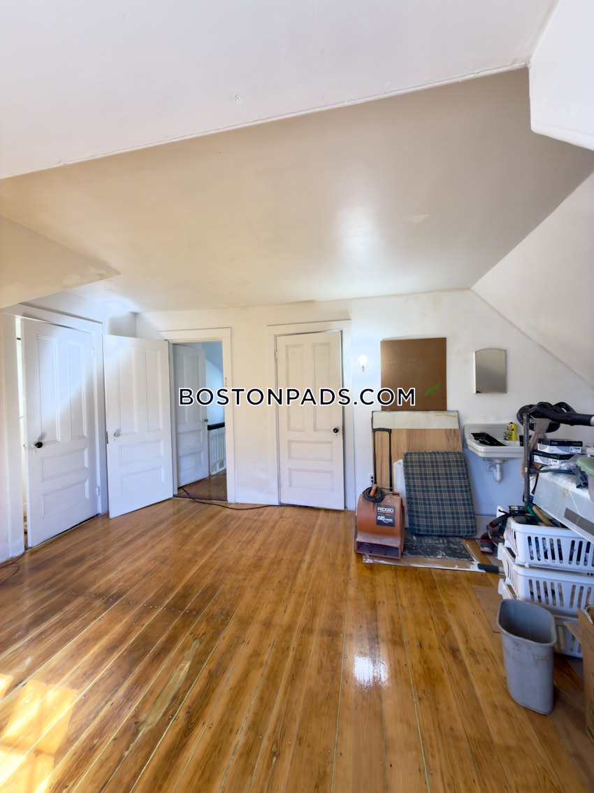 BOSTON - ALLSTON - 3 Beds, 1 Bath - Image 29