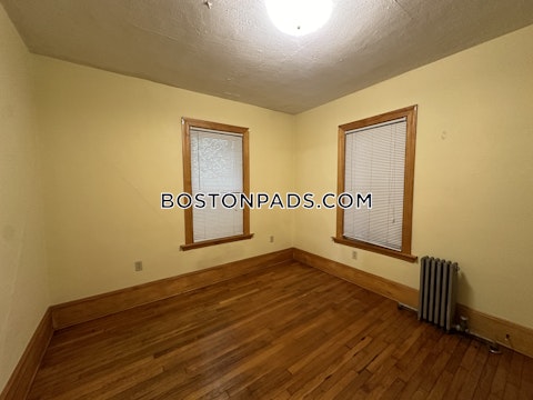 Marcella St. Boston photo 6