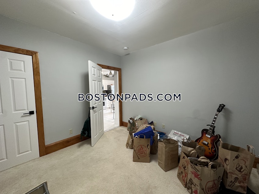 BOSTON - FORT HILL - 2 Beds, 1 Bath - Image 28