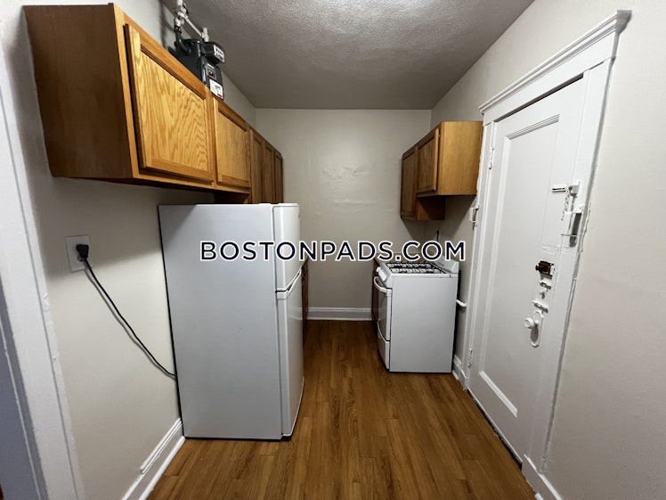 Brainerd Rd., Boston