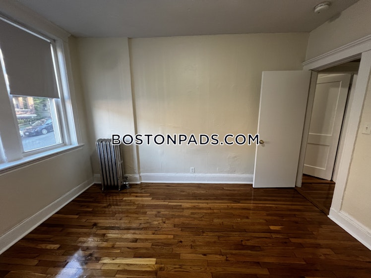 Brainerd Rd., Boston