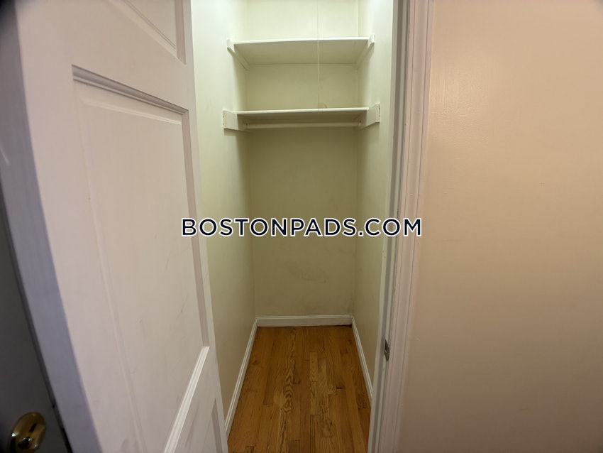 BOSTON - MISSION HILL - 1 Bed, 1 Bath - Image 5