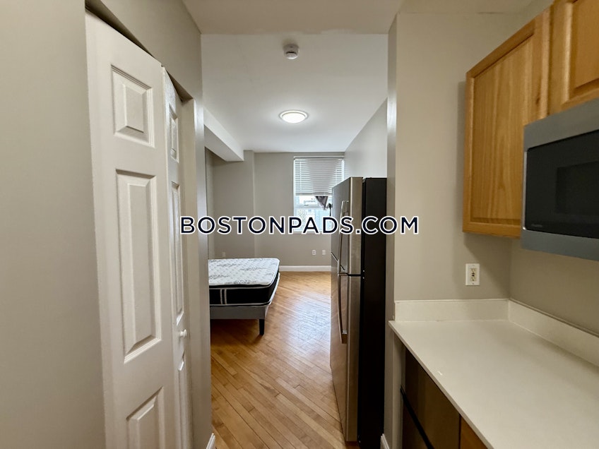 Winthrop - $1,800+ /month