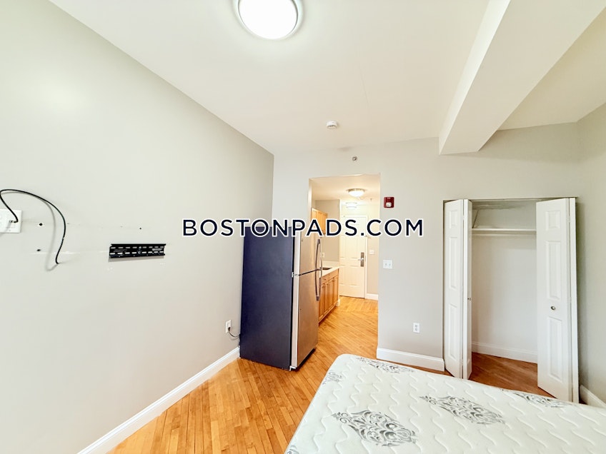 Winthrop - $1,800+ /month