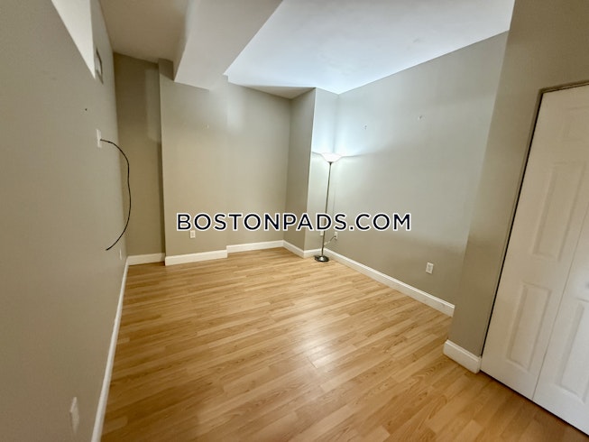 Winthrop - $2,000+ /mo