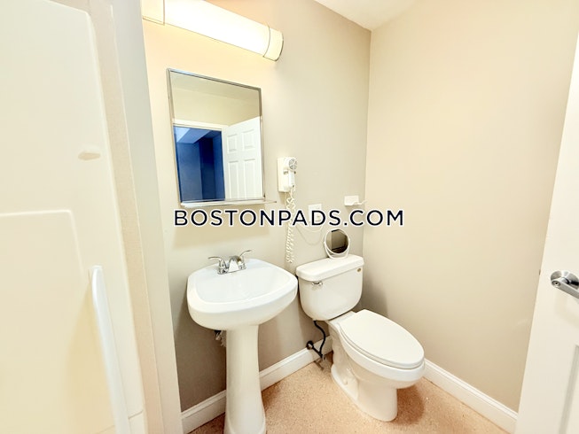 Winthrop - $2,000+ /mo