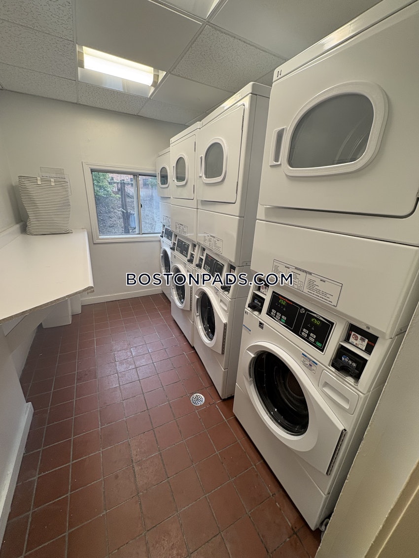 BROOKLINE- COOLIDGE CORNER - 2 Beds, 1 Bath - Image 5