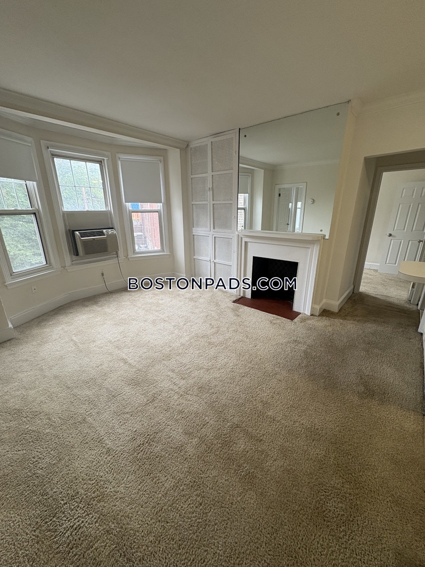 BROOKLINE- COOLIDGE CORNER - 2 Beds, 1 Bath - Image 4