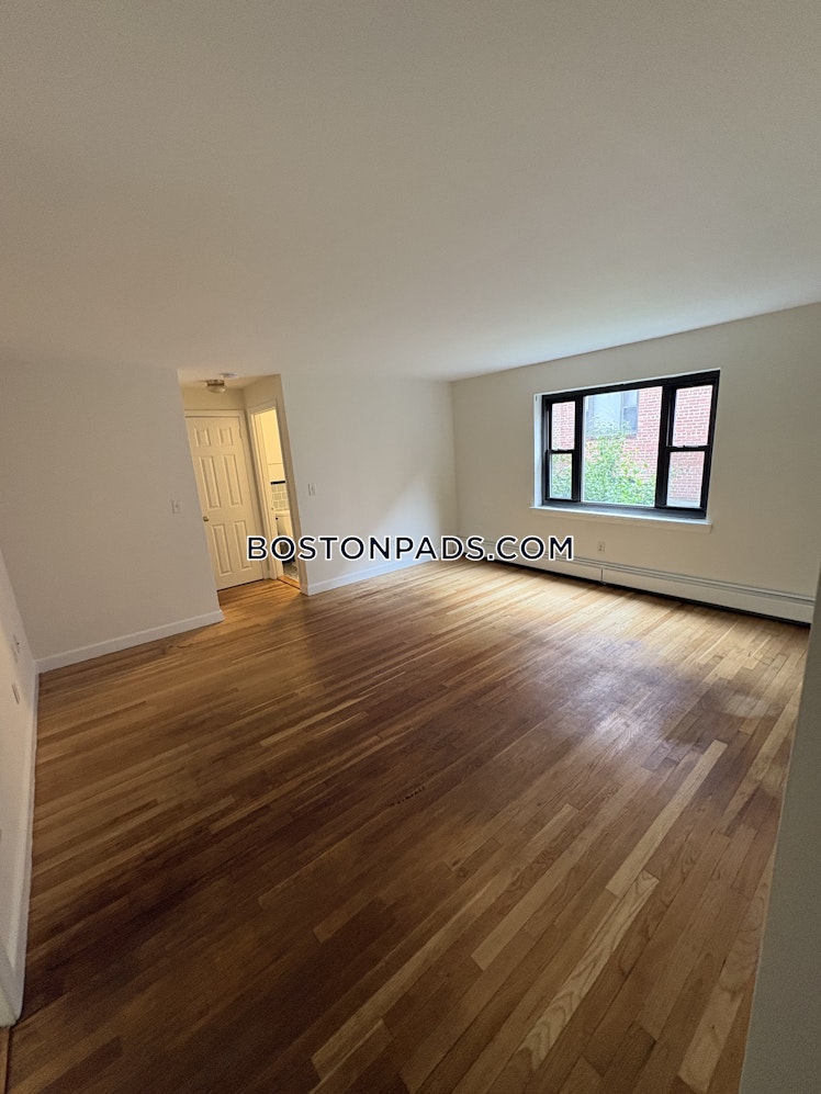 Harvard Ave., Brookline