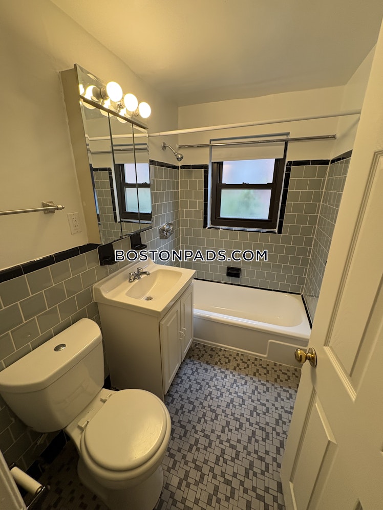 Harvard Ave., Brookline