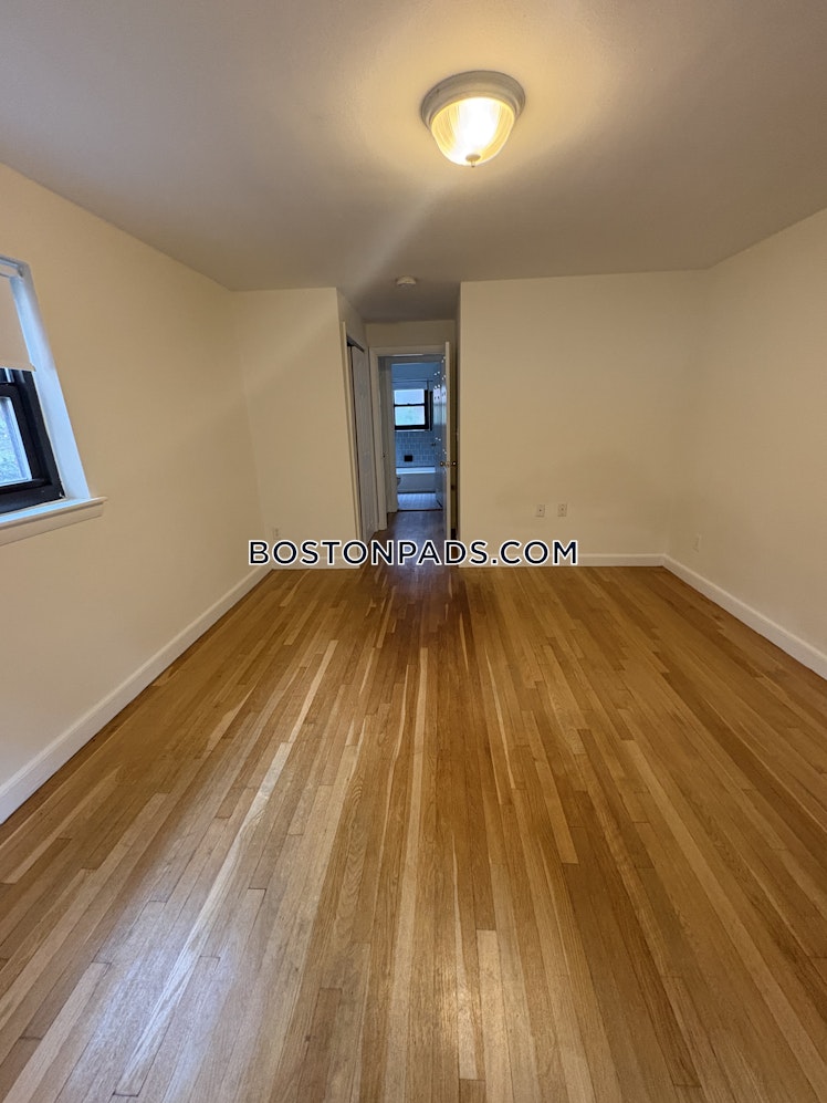 Harvard Ave., Brookline