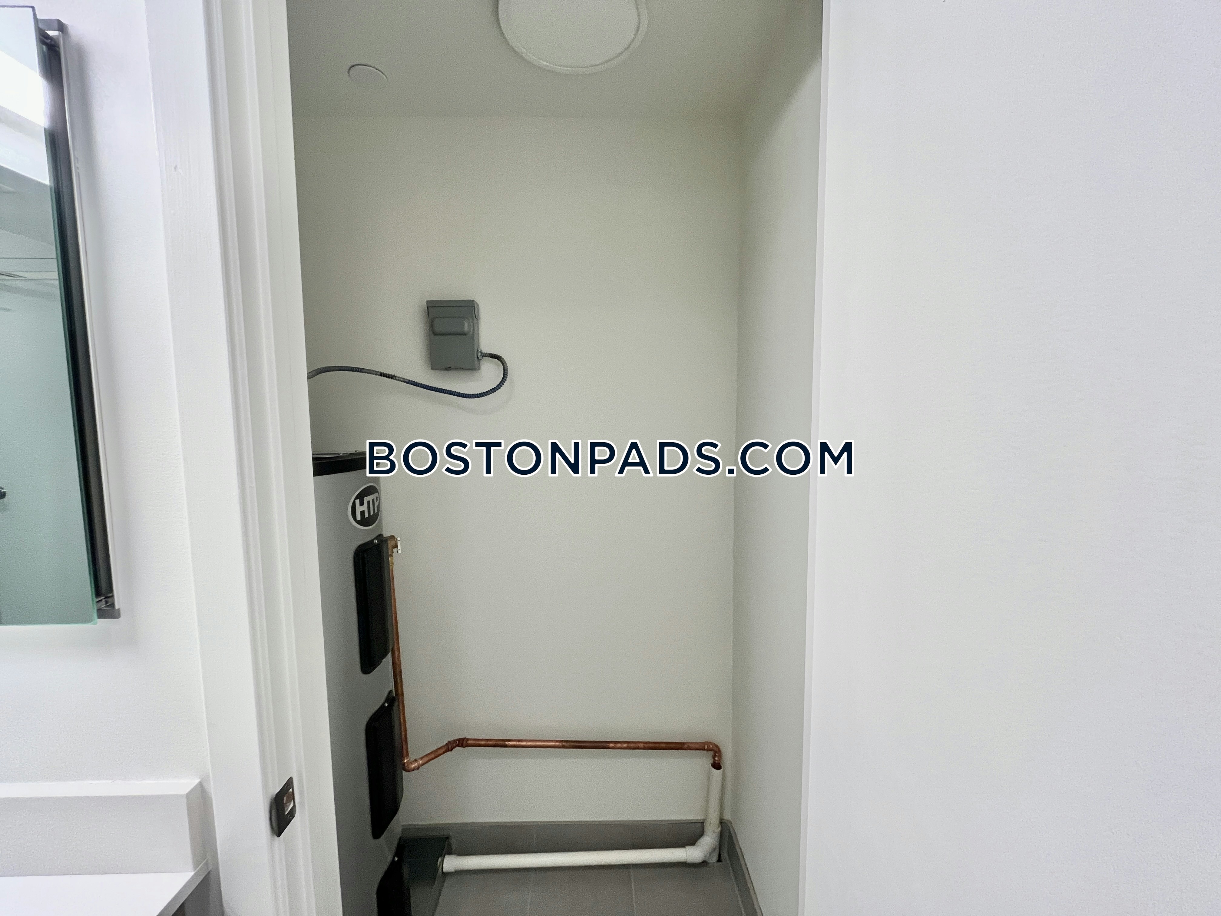 Boston - 2 Beds, 2.5 Baths