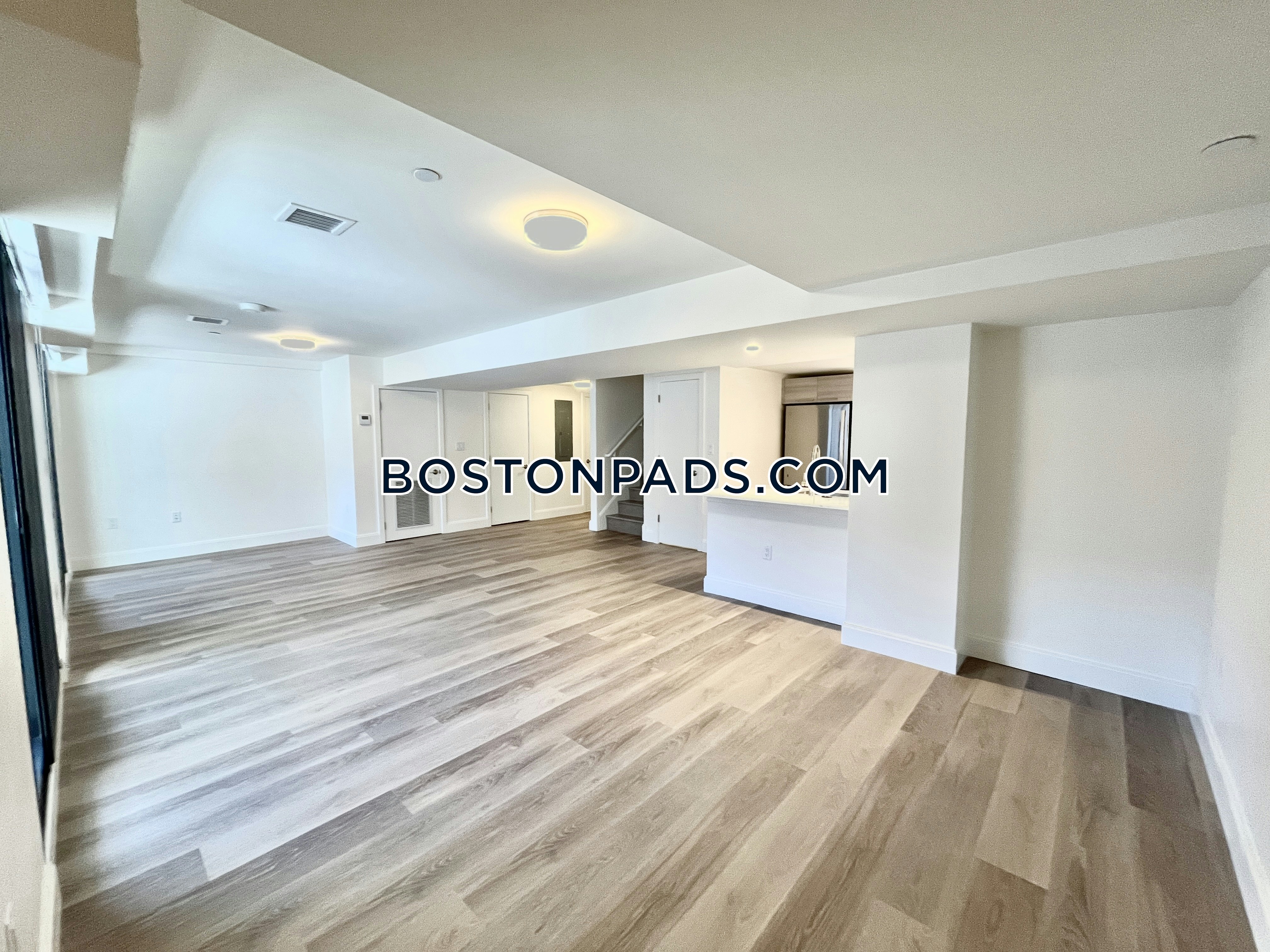 Boston - 2 Beds, 2.5 Baths