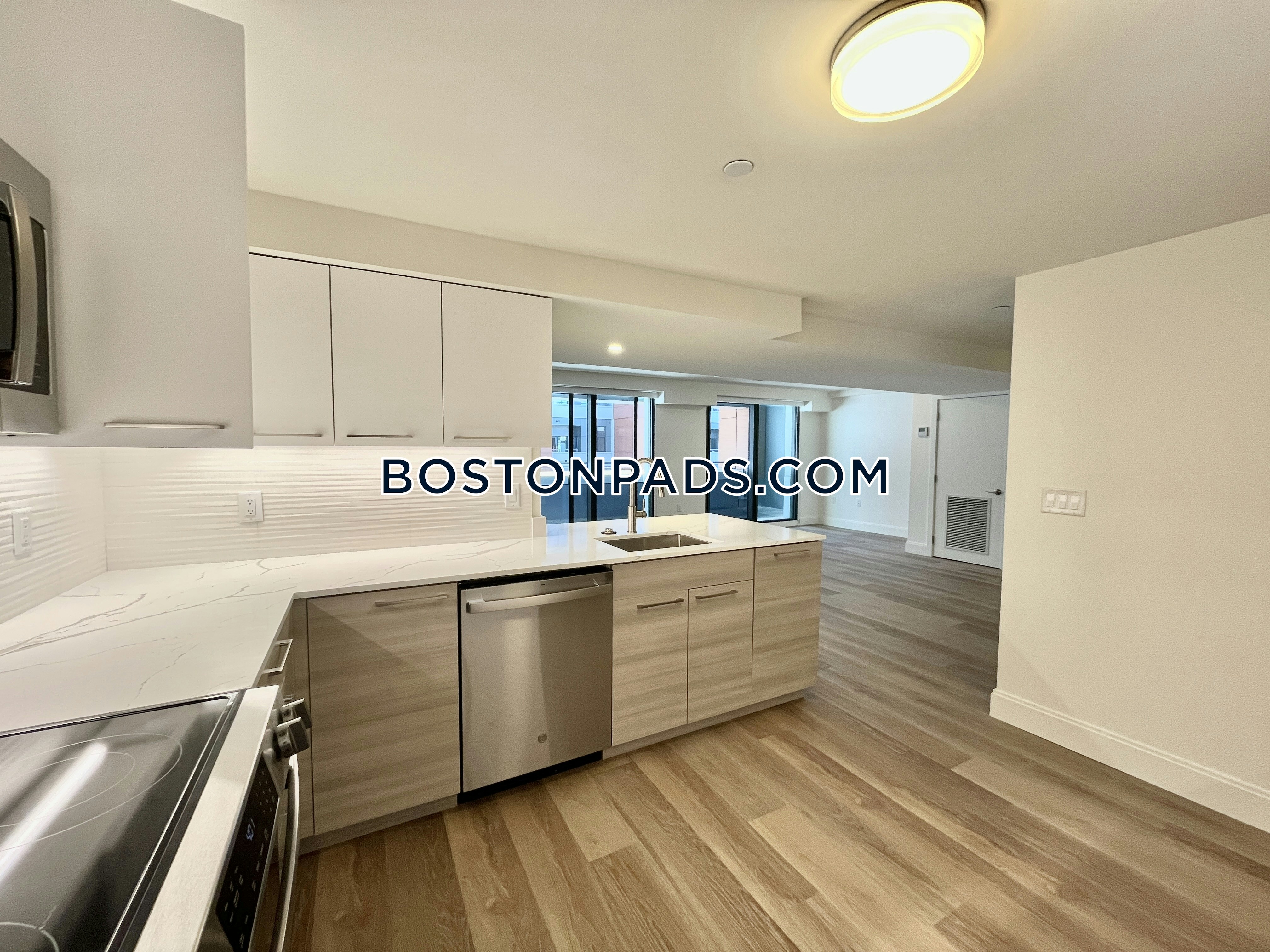 Boston - 2 Beds, 2.5 Baths