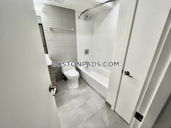 Commonwealth Ave. Boston