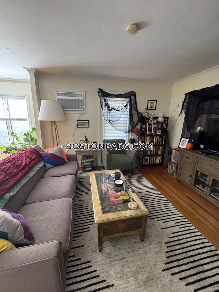 medford-apartment-for-rent-2-bedrooms-1-bath-wellington-3100-8001352 