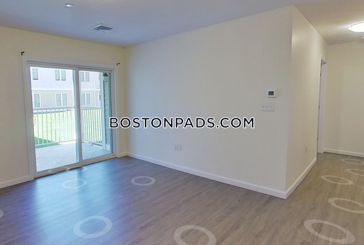 Evergreen Dr., Middleborough