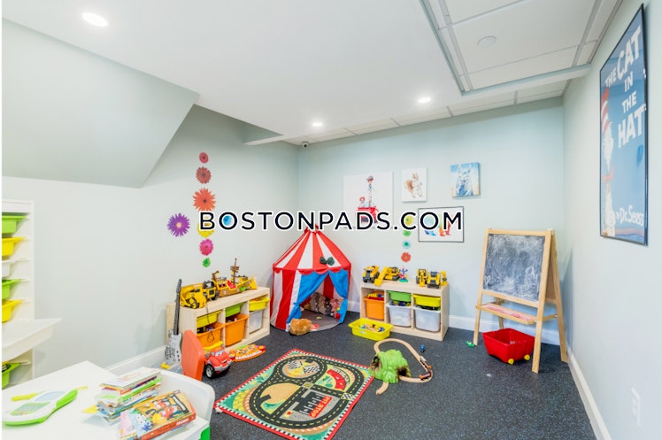 Evergreen Dr., Middleborough