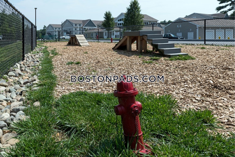 Evergreen Dr., Middleborough