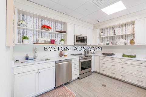 Evergreen Dr. Middleborough photo 5