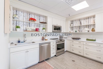 Evergreen Dr. Middleborough