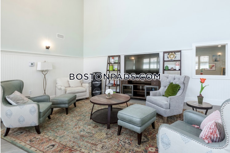 Evergreen Dr., Middleborough