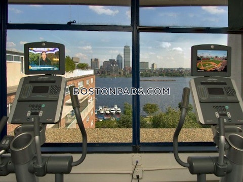 Memorial Dr. Cambridge photo 29