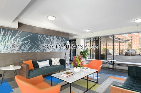 Memorial Dr. Cambridge photo 14