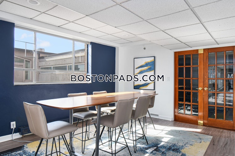 Memorial Dr., Cambridge