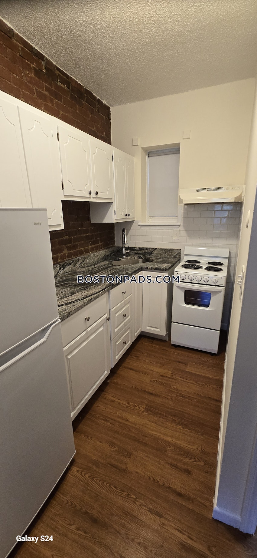 BOSTON - MISSION HILL - Studio , 1 Bath - Image 2