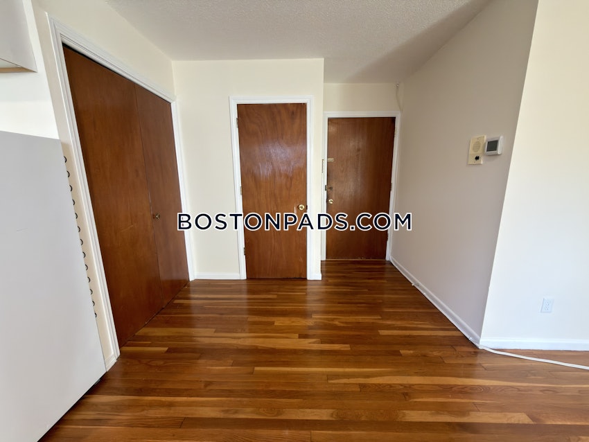 BOSTON - BRIGHTON - BOSTON COLLEGE - 1 Bed, 1 Bath - Image 7
